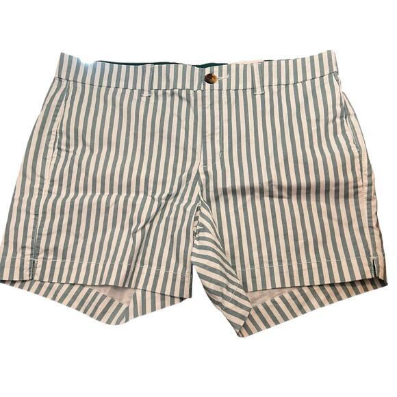 OLD NAVY Green White Stripe everyday shorts chino preppy coastal NWT Sz 12 - Picture 1 of 6